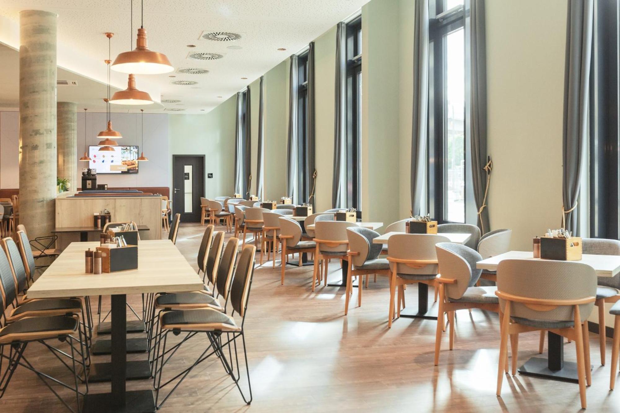 Holiday Inn - The Niu, Yen Hamburg City By Ihg Exterior foto