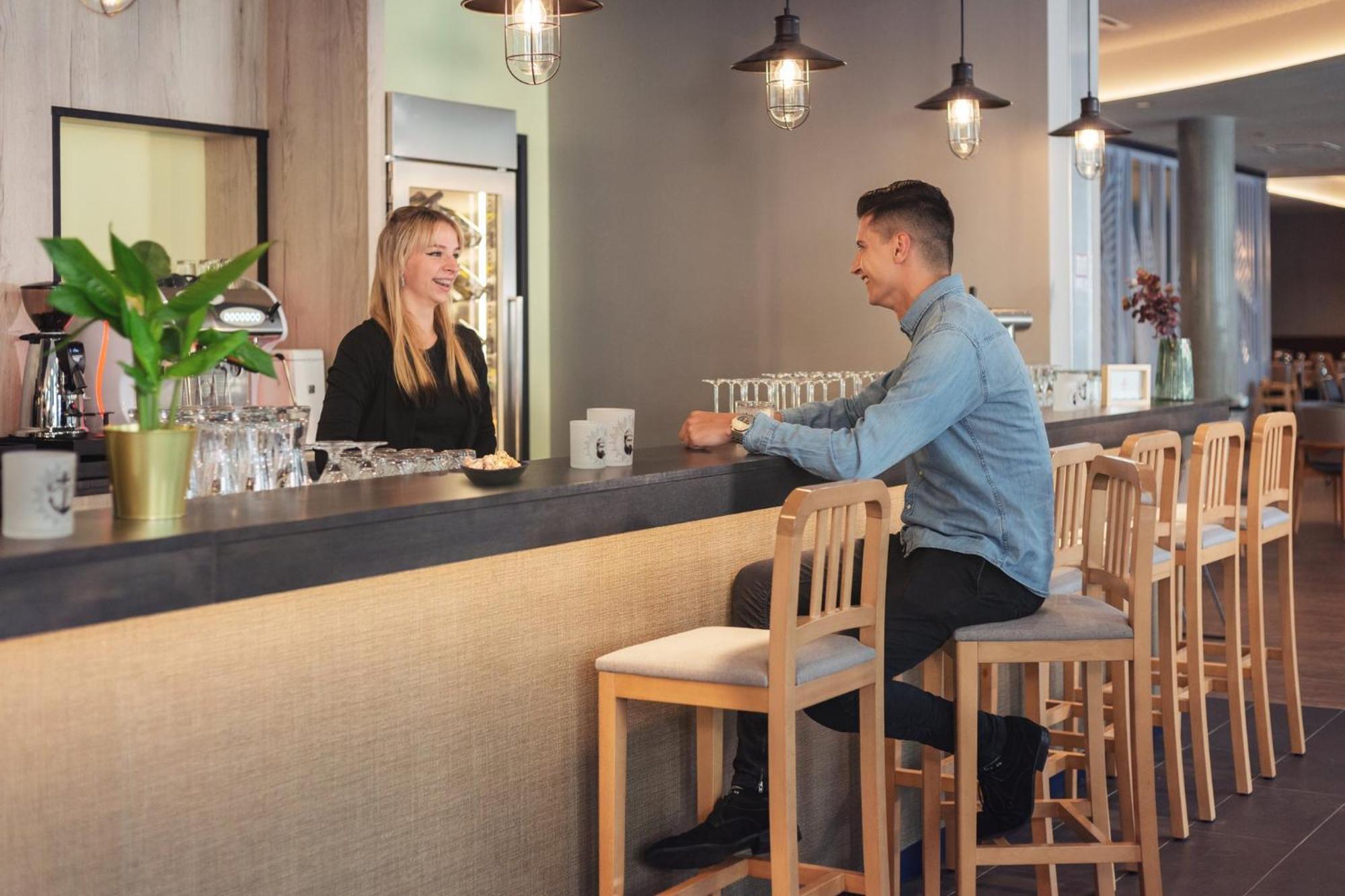 Holiday Inn - The Niu, Yen Hamburg City By Ihg Exterior foto