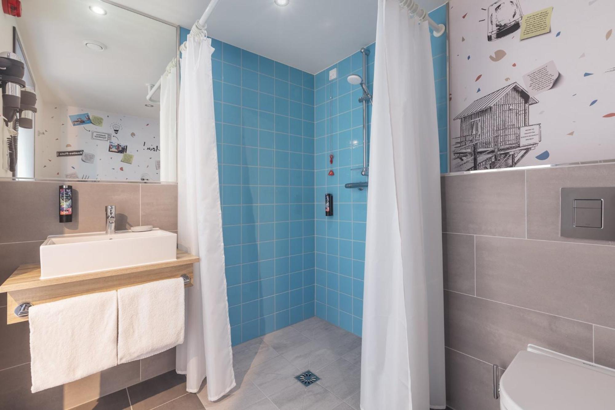 Holiday Inn - The Niu, Yen Hamburg City By Ihg Exterior foto